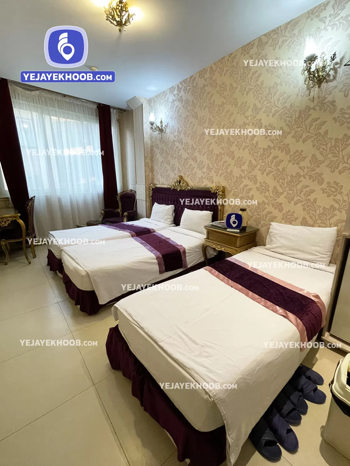 هتل گل سرخ مشهد - اتاق ۳ تخته (1 تخت 2 نفره و 1 تخت 1 نفره )