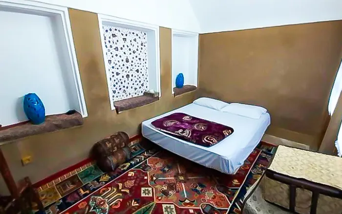 اقامتگاه سنتی انار اردکان