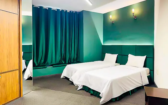 هتل ساحلی پردیس مبارکه