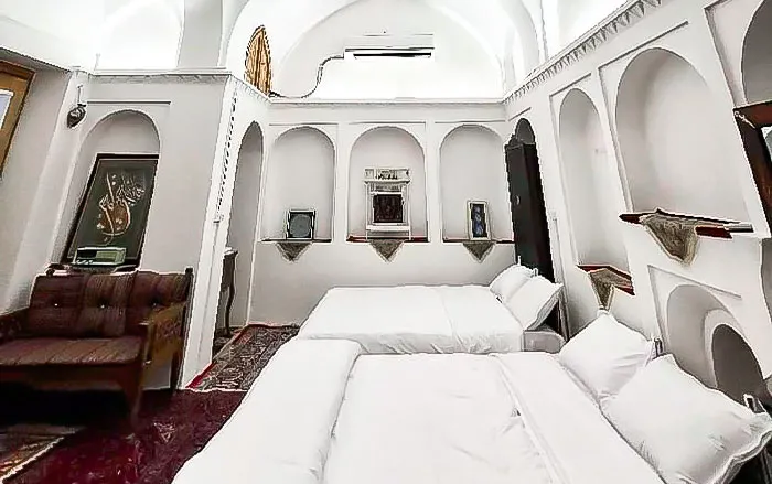 مجتمع گردشگری عمارت حاکم ساوه