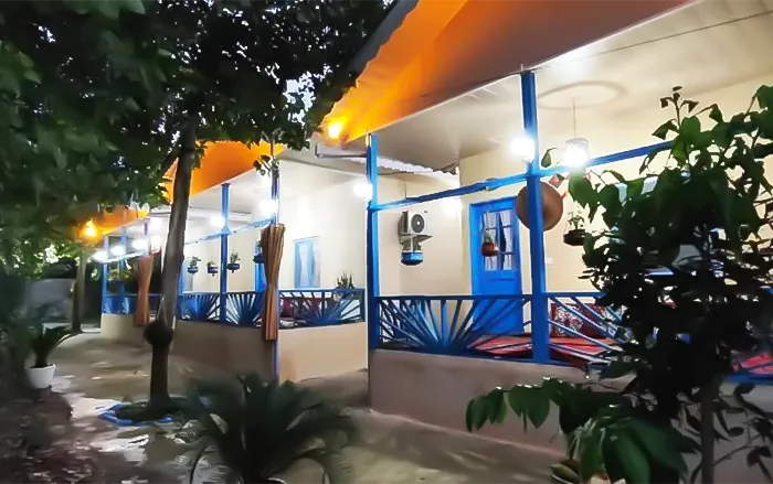 مسافرخانه کلبه آبی رشت