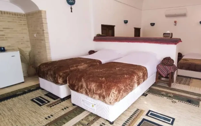 اقامتگاه سنتی گلابتون یزد
