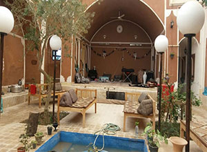 اقامتگاه سنتی خبره یزد