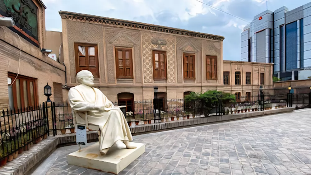 از خانه کهن و تاریخی حاج ملک مشهد با تصاویر 360 درجه بازدید کنید