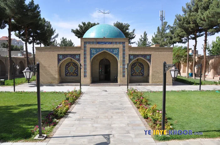 آرامگاه اسرار آرامگاه هادی سبزواری از دوره ی قاجار