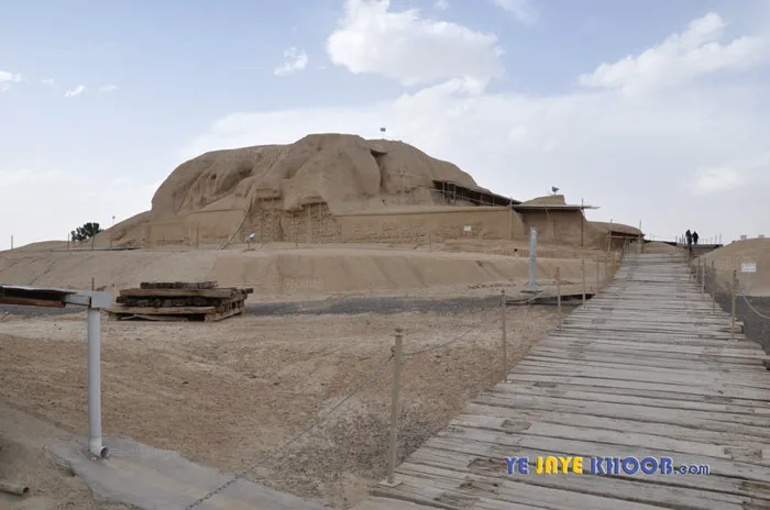 نمی کاملی از تپه سیلک