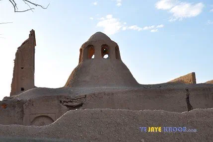 نمای بیرونی از عمارت سردار مکرم و ویژگی های آن