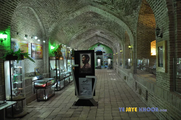 معرفی شهدا و آثار جنگ در موزه ی شهدا کنار موزه ی مردم شناسی سبزوار