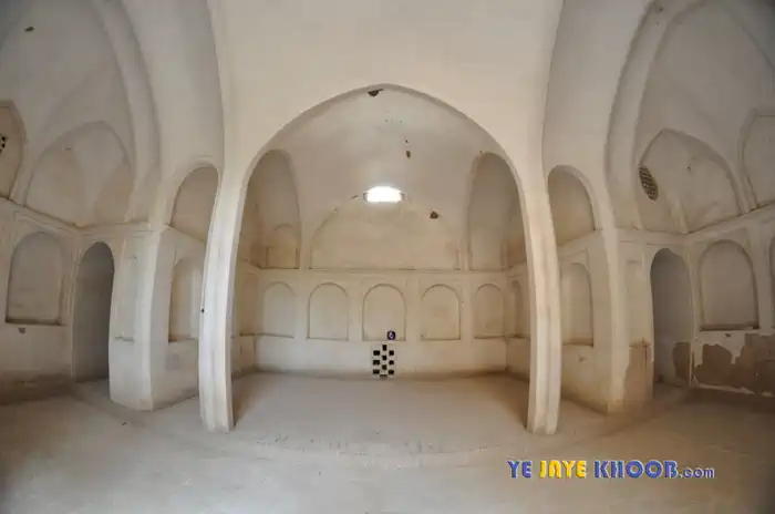 سرداب خانه طباطبایی های کاشان