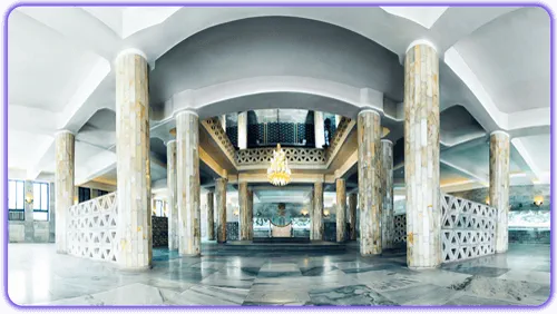 نمایی از درون آرامگاه فردوسی مشهد