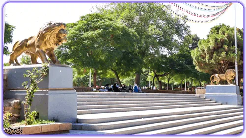 مجسمه شیر سنگی