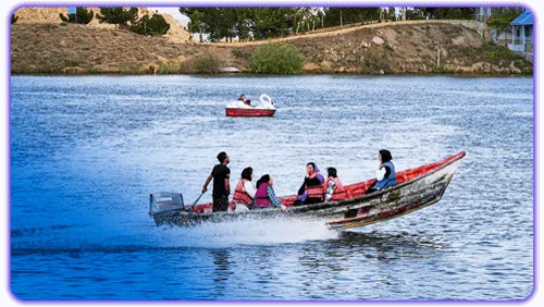 چالیدره مشهد؛ پاتوق آخر هفته مشهدیها 14 قایق موتوری در چالیدره