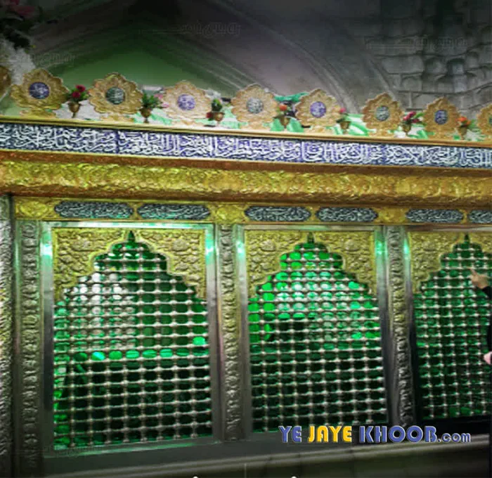 مکان زیارت در گنبد خشتی برای امام زاده