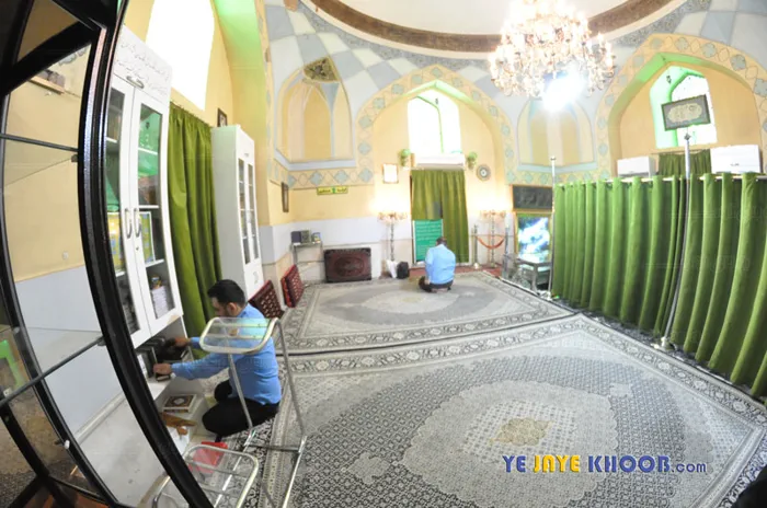 داخل گنبد سبز