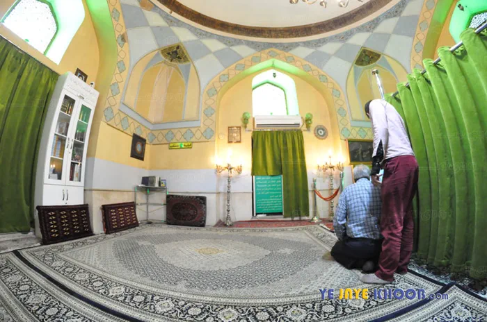 داخل گنبد سبز