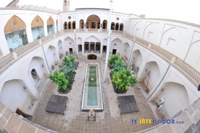 تصویر خانه تاریخی تاج کاشانمی باشد 