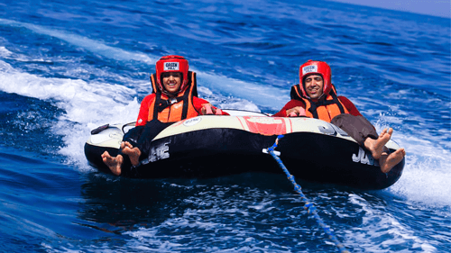 عکس مقالهشاتل سواری در کیش؛ آدرنالین خالص روی آب‌های نیلگون خلیج فارس