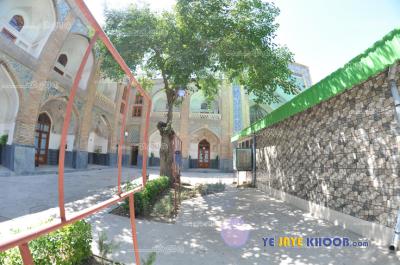 بازار و مدرسه عباسقلی‌خان مشهد